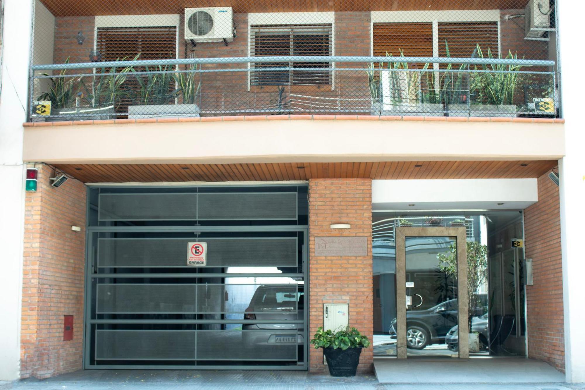 Apartamento Excelente Ubicacion! Garage! Elegante Y Comodo! *